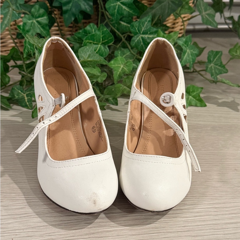 Vintage white heels